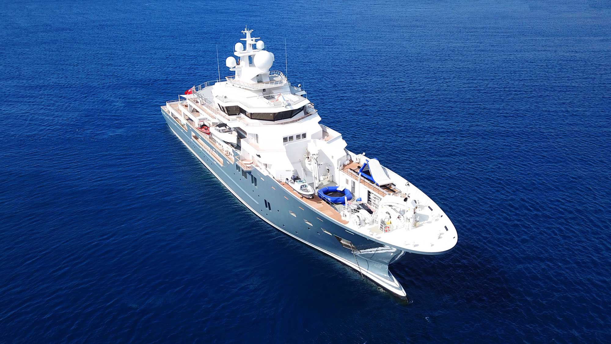 The Italy yacht flag, what owners and managers should review