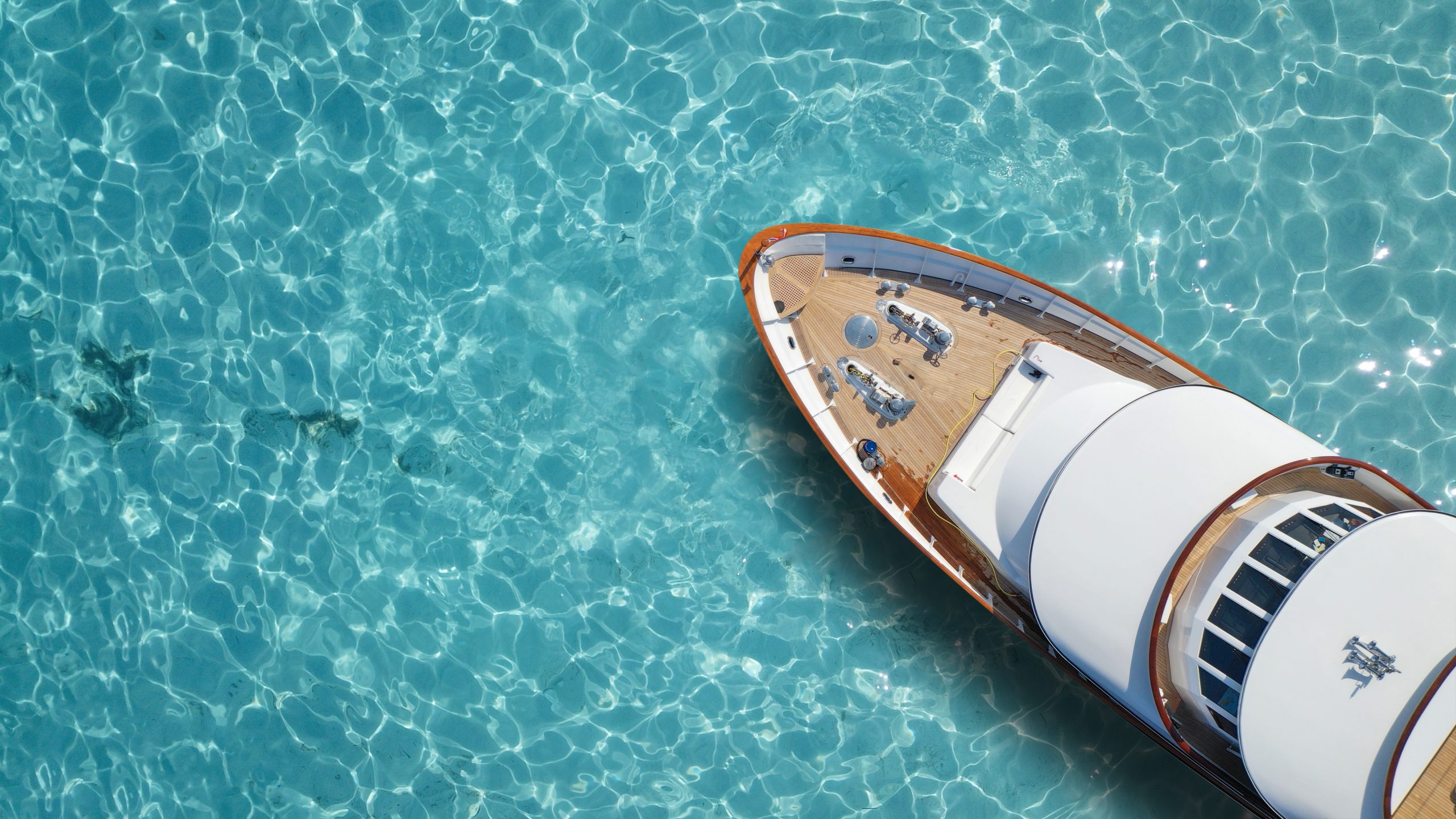 The Greece yacht flag, what owners and managers should review